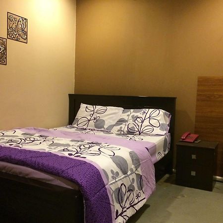 Funky Crib Hotel กัวลาลัมเปอร์ ภายนอก รูปภาพ