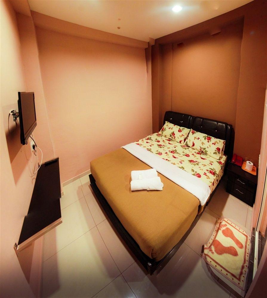 Funky Crib Hotel กัวลาลัมเปอร์ ภายนอก รูปภาพ