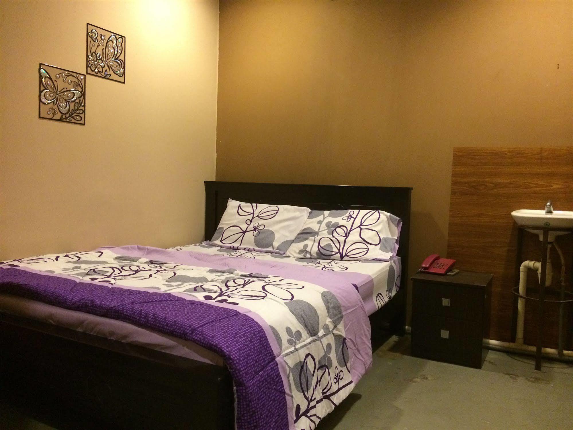 Funky Crib Hotel กัวลาลัมเปอร์ ภายนอก รูปภาพ