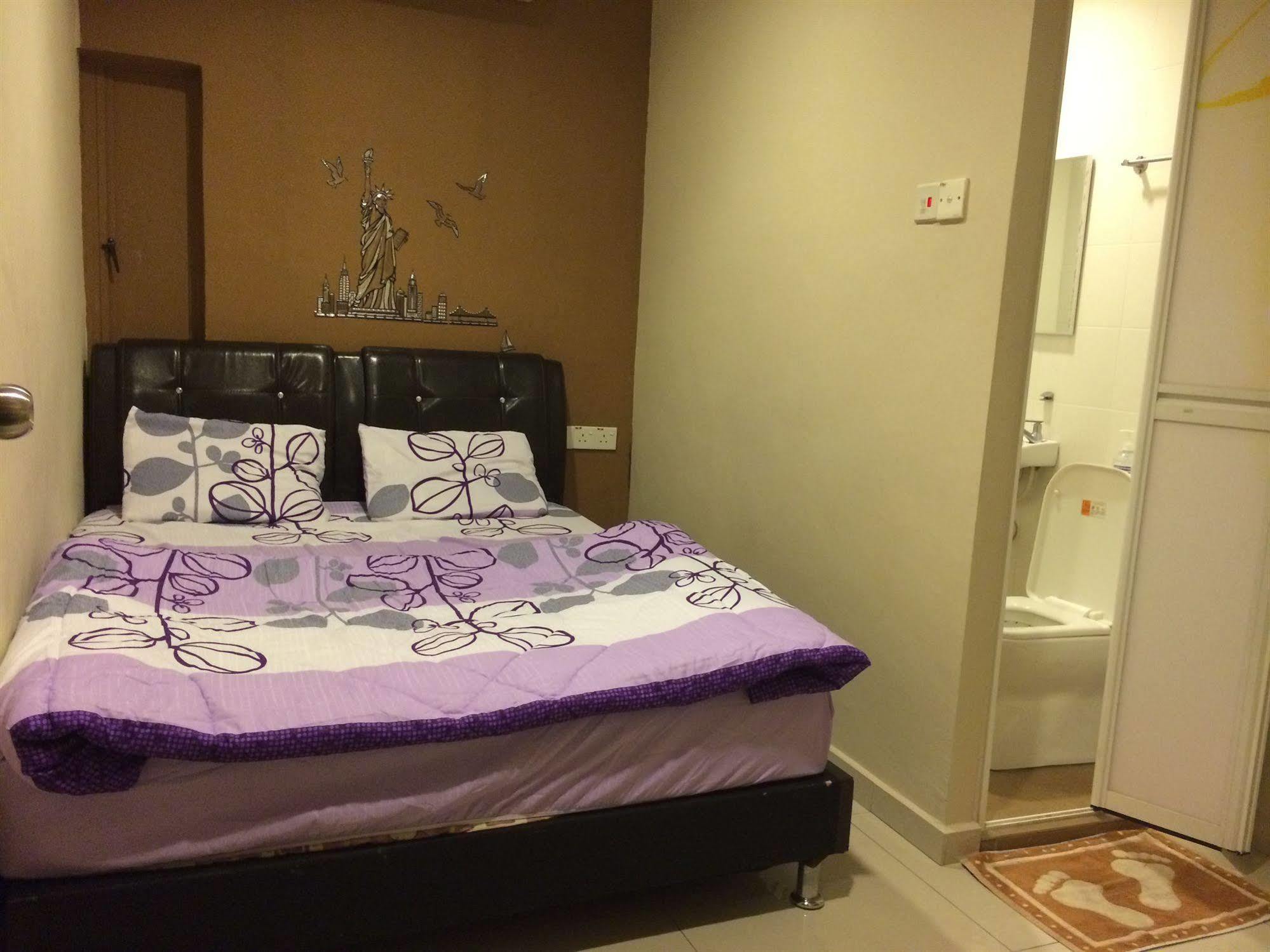 Funky Crib Hotel กัวลาลัมเปอร์ ภายนอก รูปภาพ